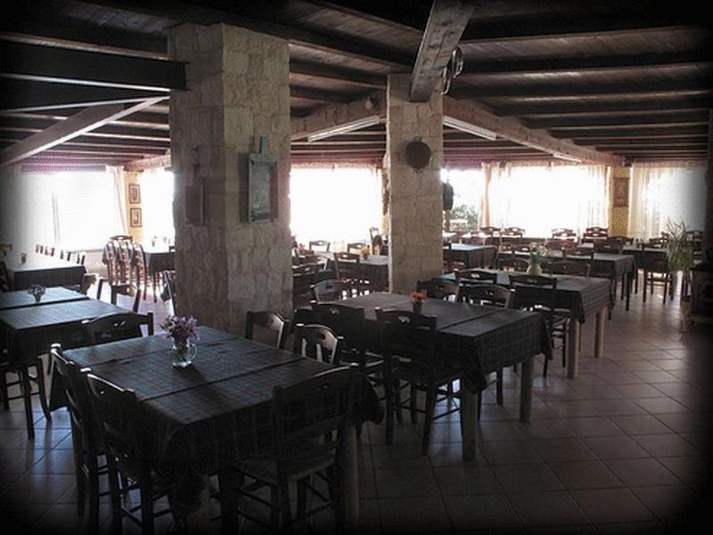 Turismo Rurale Montitundu Hotel *